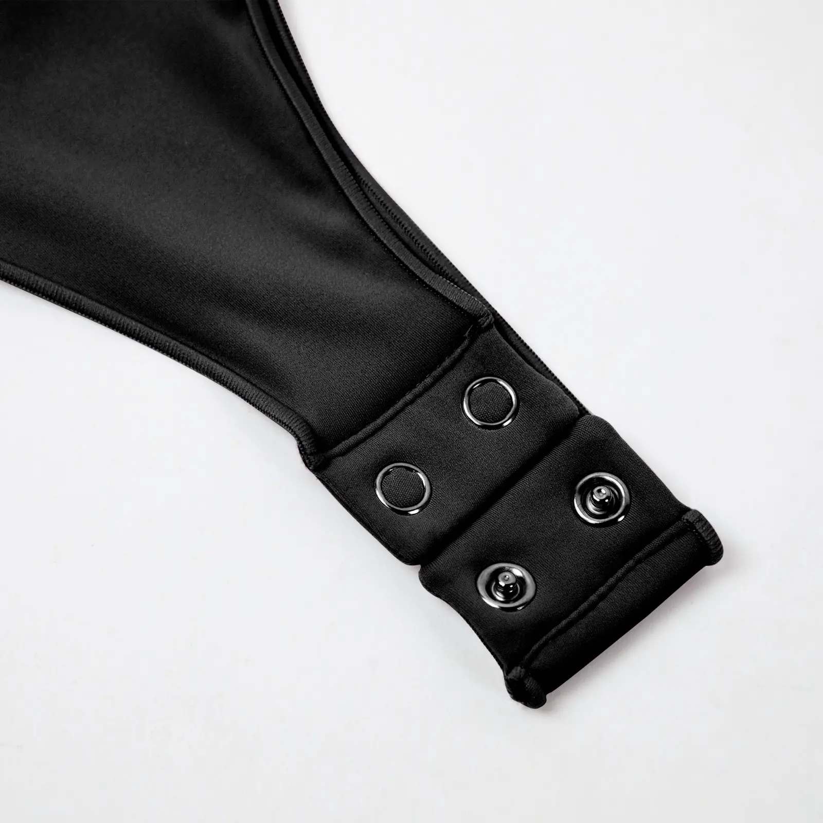 CALIFLO Activewear High-Compression Long Sleeve Low Cut Bodysuit black Close-up open black snap-on thong